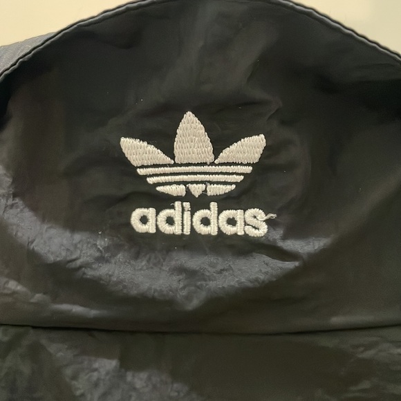 Adidas windbreaker jacket - Picture 4 of 4